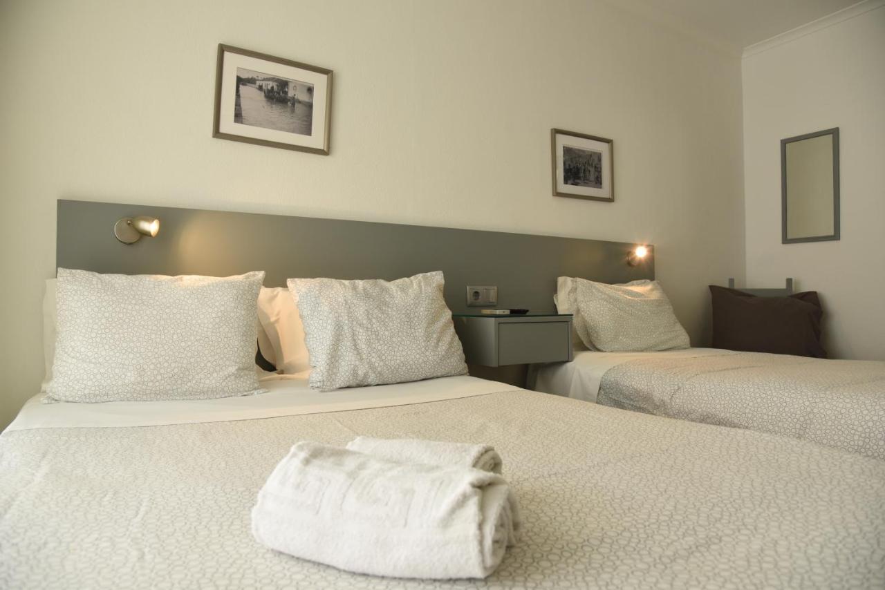 Flor Da Primavera - Residencial E Apartamentos Azambuja Ngoại thất bức ảnh