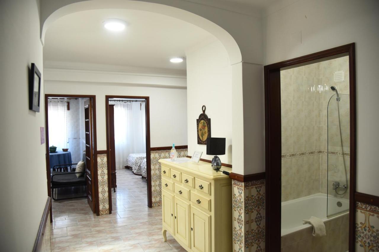 Flor Da Primavera - Residencial E Apartamentos Azambuja Ngoại thất bức ảnh