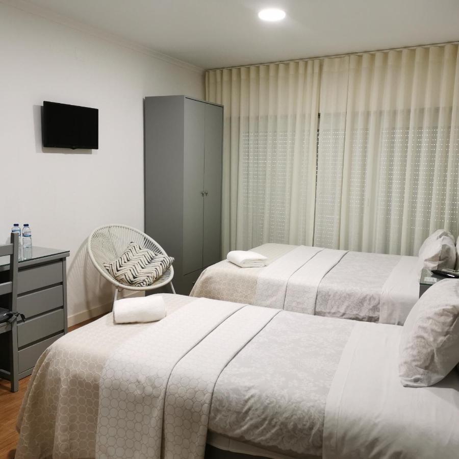 Flor Da Primavera - Residencial E Apartamentos Azambuja Ngoại thất bức ảnh