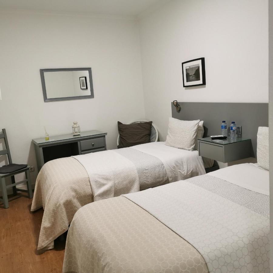 Flor Da Primavera - Residencial E Apartamentos Azambuja Ngoại thất bức ảnh